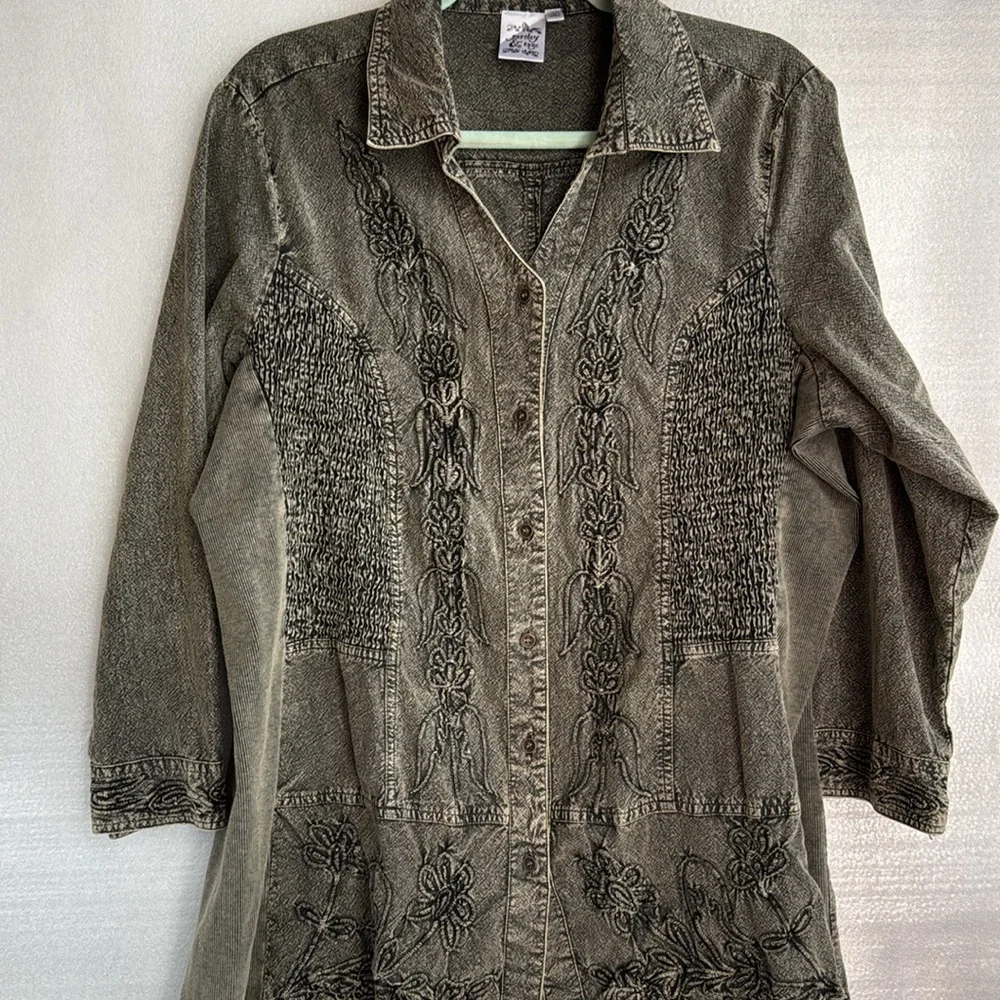 Parsley & Sage M Green Embroidered Denim Look Button Front Shirt Top . Size XL - Picture 6 of 7